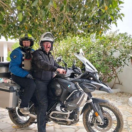 Henchir Ejdoud Pensionat Kairouan Exteriör bild