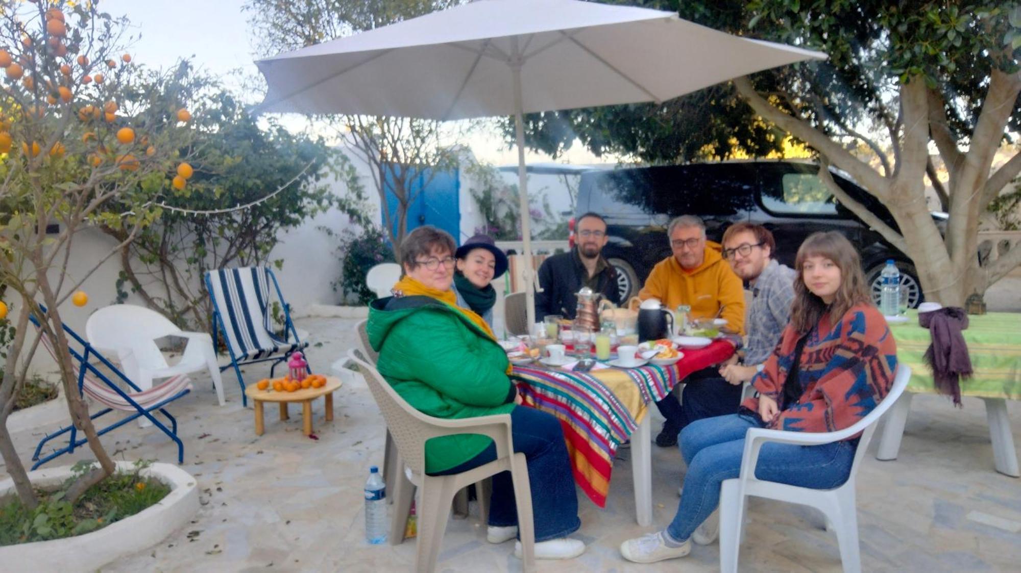 Henchir Ejdoud Pensionat Kairouan Exteriör bild