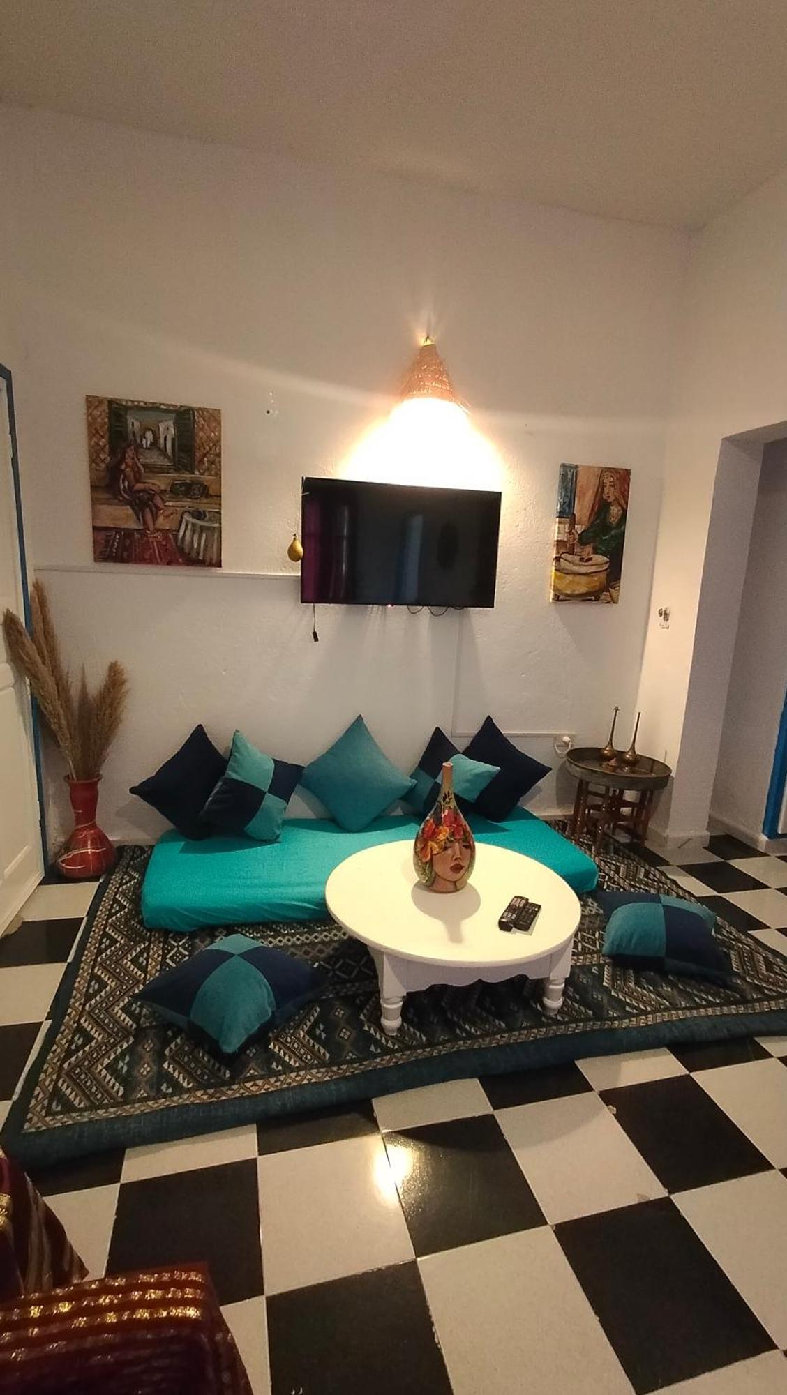 Henchir Ejdoud Pensionat Kairouan Exteriör bild